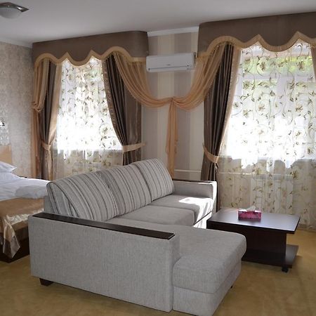 Mereke Hotel Ust-Kamenogorsk Room photo